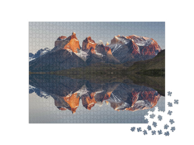 Puzzel 1000 stukjes „Majestueus berglandschap, Nationaal Park Torres del Paine, Chili“
