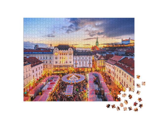 Puzzel 1000 stukjes „Kerstmarkt in het historische centrum van Bratislava, Slowakije“