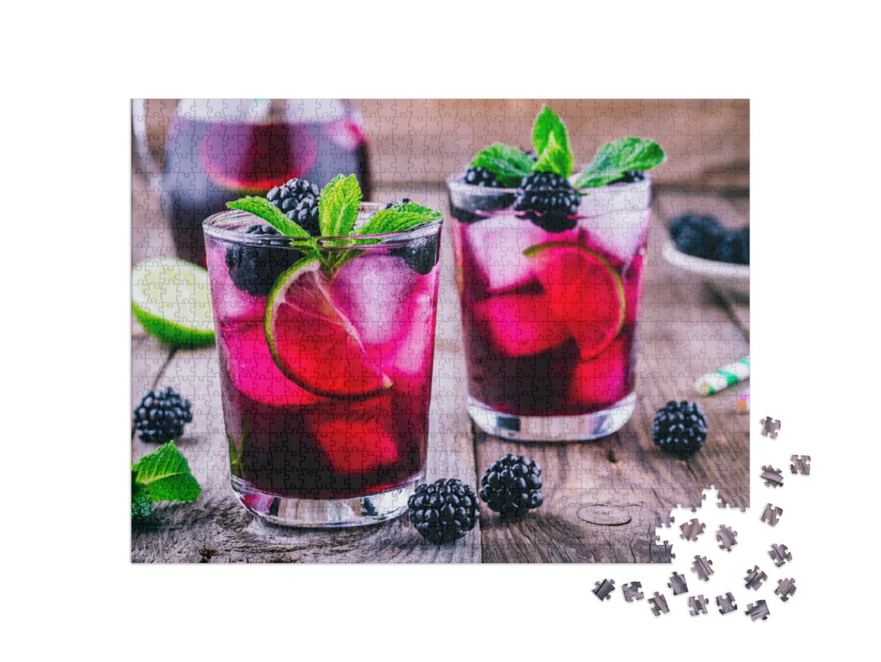 Puzzel 1000 stukjes „Bramenlimonade met limoen, munt en ijs“
