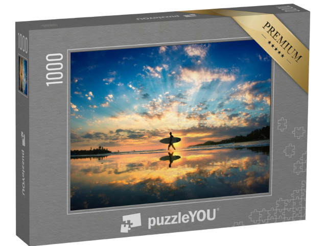 Puzzel 1000 stukjes „Surfers op het strand bij zonsondergang“
