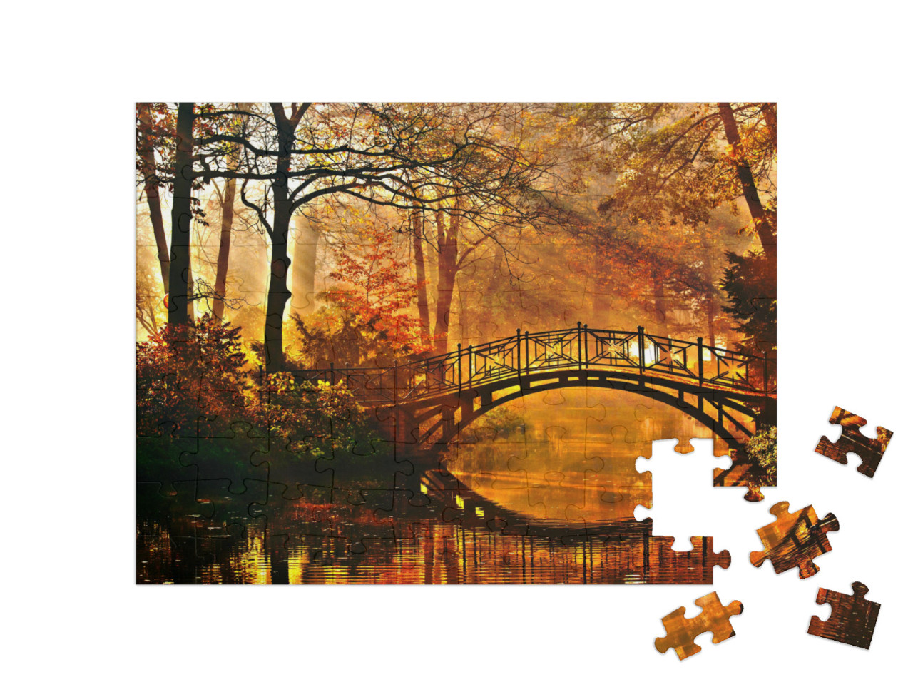 Puzzel 100 stukjes „Oude brug in herfstig mistig park“