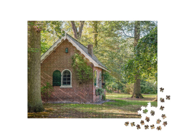 Puzzel 1000 stukjes „Oud washuis in het park op landgoed Wallsteyn bij het dorp Achtmaal, Noord-Brabant“