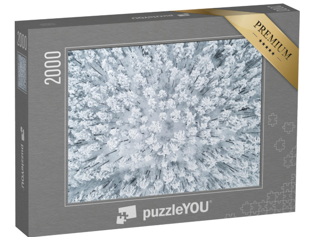 Puzzel 2000 stukjes „Winters, besneeuwd dennenbos“