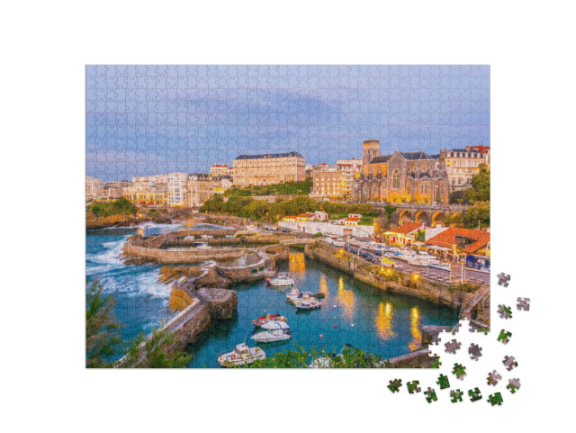 Puzzel 1000 stukjes „Jachthaven van Biarritz bij zonsondergang, Frankrijk“