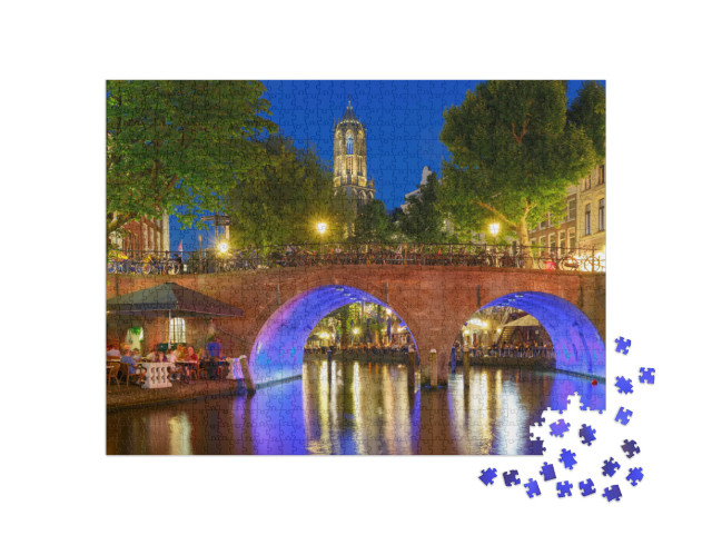 Puzzel 1000 stukjes „Domtoren en gracht in het blauwe uur, Utrecht, Nederland“