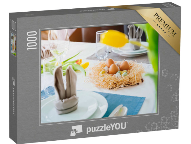 Puzzel 1000 stukjes „Paastafel met servetten met paashaasoren en paaseieren in een nestje“