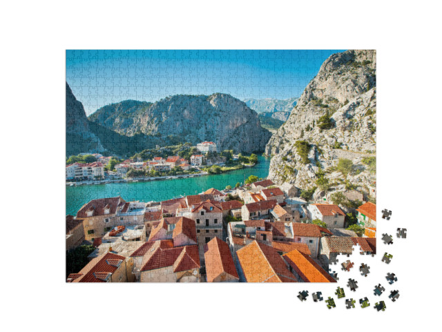 Puzzel 1000 stukjes „Panorama van Omis, Kroatië“