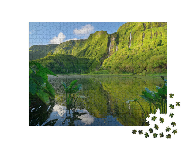 Puzzel 1000 stukjes „Prachtig bebost eiland Flores, Azoren, Portugal“