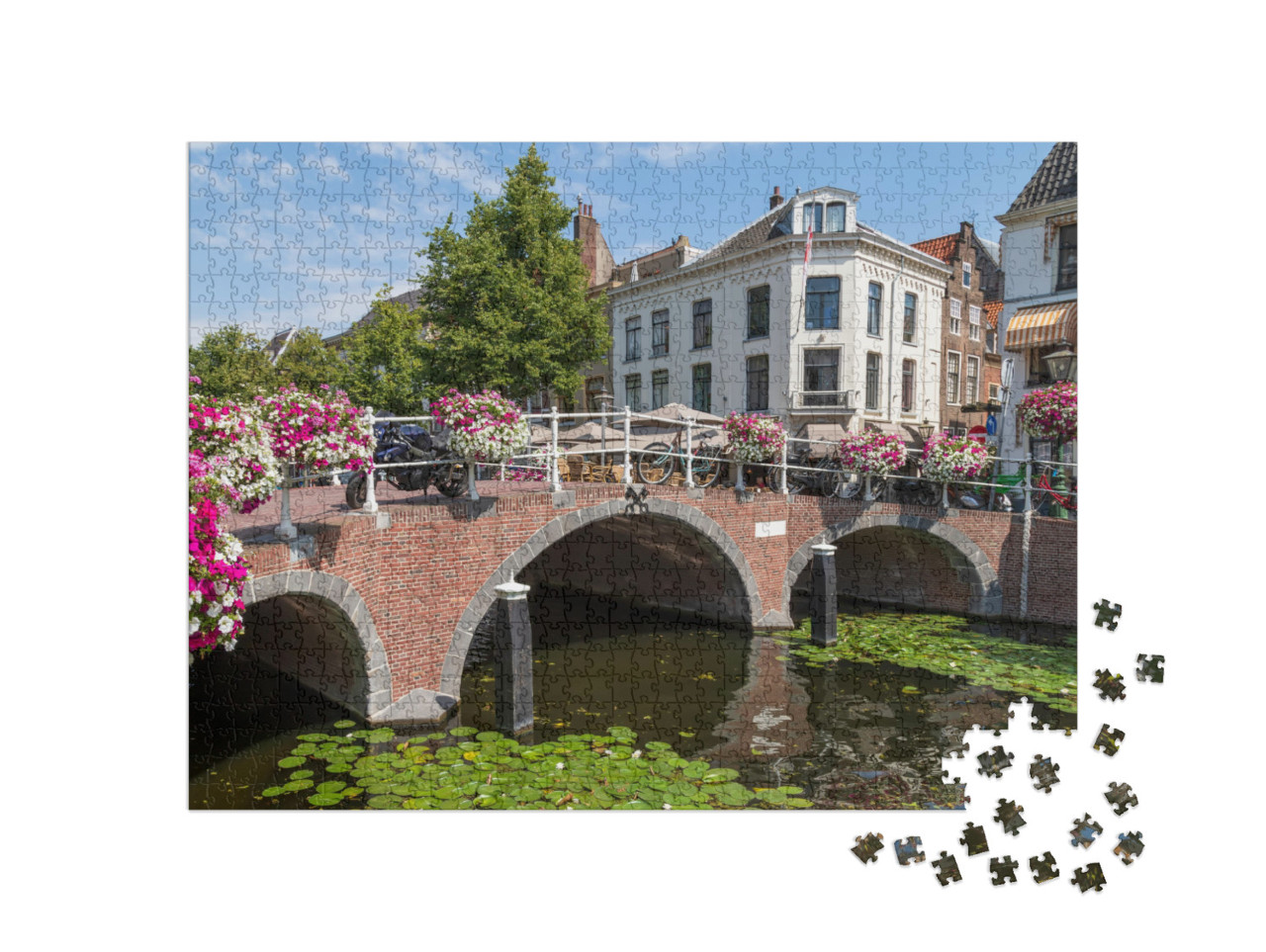 Puzzel 1000 stukjes „Grachtenbrug en grachtenpanden in het centrum van de Nederlandse universiteitsstad Leiden“