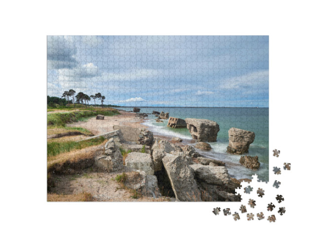 Puzzel 1000 stukjes „Ruïnes van bunkers op het strand van de Baltische Zee, Karosta in Liepaja, Letland“