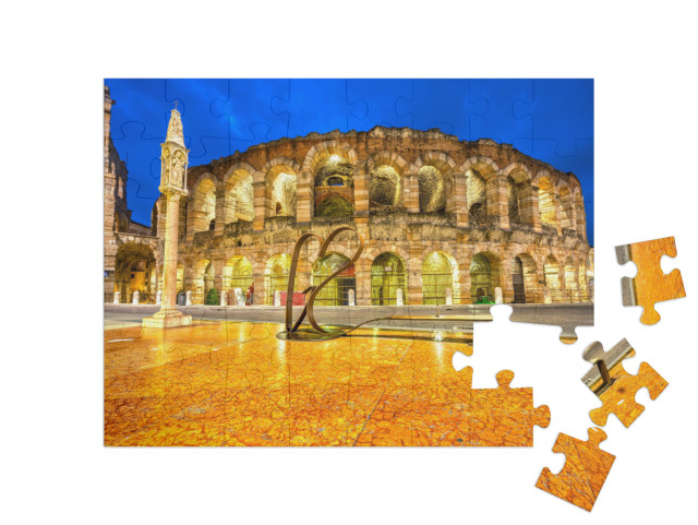 Puzzel 48 stukjes „Nachtopname van de beroemde Arena, Verona, Italië“