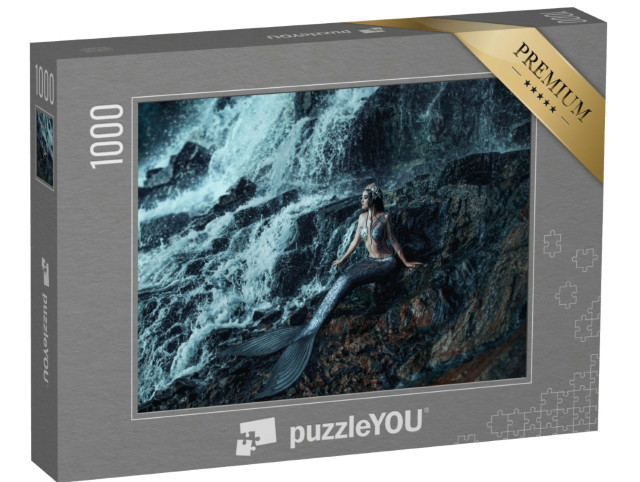 Puzzel 1000 stukjes „Rustende zeemeermin bij de rotsachtige waterval“