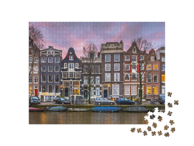 Puzzel 1000 stukjes „Straat met historische kleurrijke grachtenpanden aan de Brouwersgracht, Amsterdam“