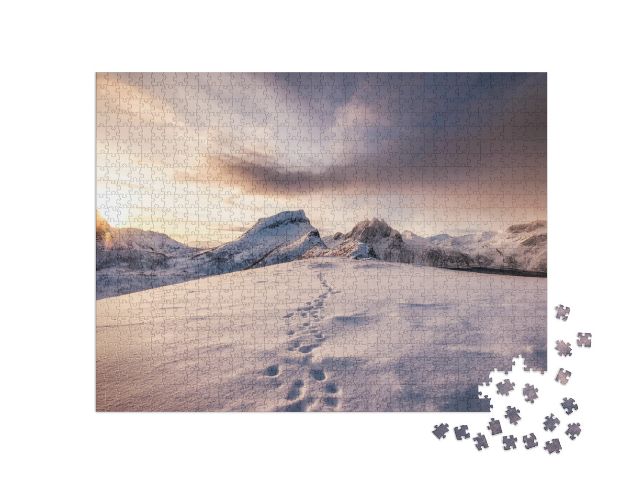 Puzzel 1000 stukjes „Sporen in de sneeuw bij zonsopgang in de bergen“