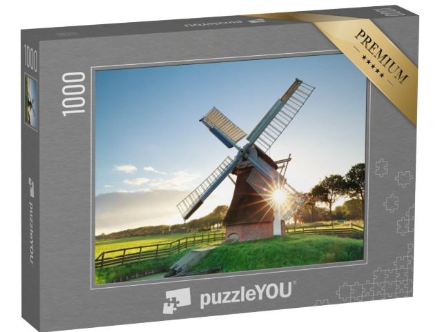 Puzzel 1000 stukjes „Ochtendzon achter een Nederlandse windmolen, Groningen“