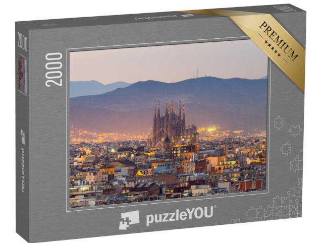 Puzzel 2000 stukjes „Barcelona en Sagrada Familia bij schemering, Spanje“