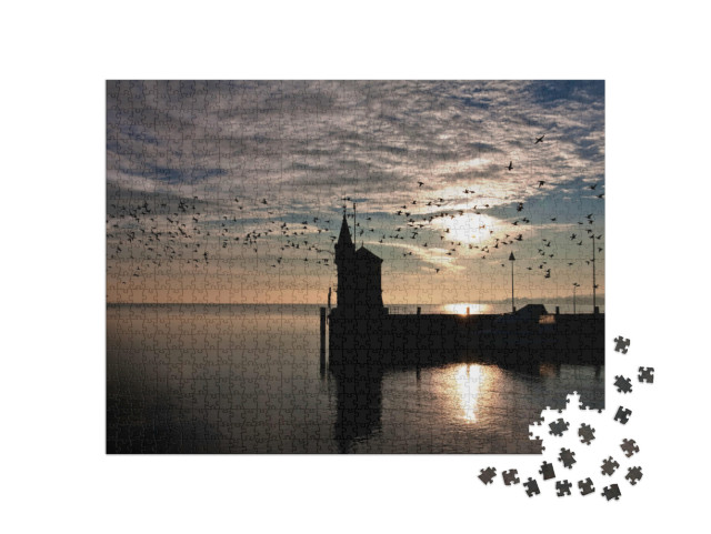 Puzzel 1000 stukjes „Ingang naar de haven van Konstanz bij zonsopgang, Bodenmeer, Duitsland“