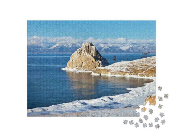 Puzzel 1000 stukjes „Het Baikalmeer in de sneeuw: de Shamanka-rots“