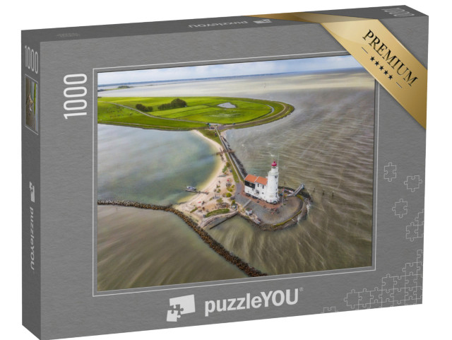 Puzzel 1000 stukjes „Luchtfoto van de vuurtoren in Marken, een klein eiland midden in de Marker Zee“