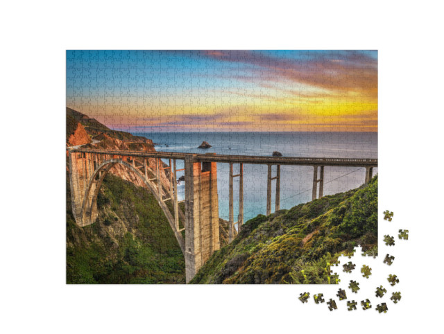 Puzzel 1000 stukjes „Pacific Coast Highway bij zonsondergang, Californië, VS“