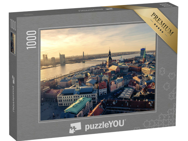 Puzzel 1000 stukjes „Luchtfoto van bovenaf van het oude stadscentrum van Riga, Letland“