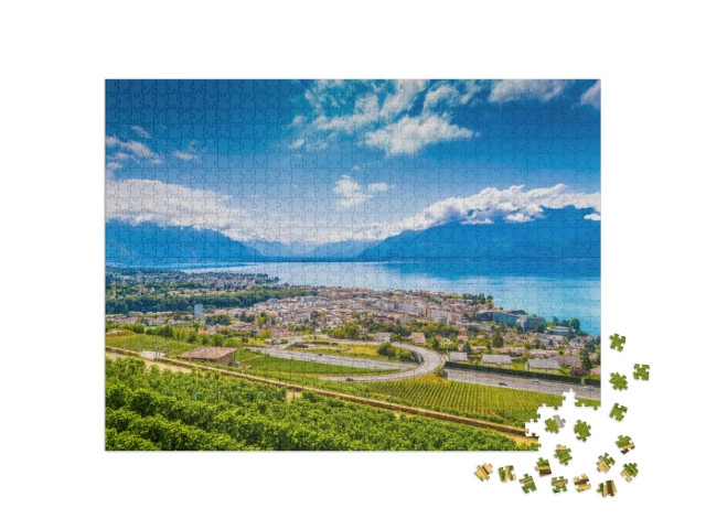 Puzzel 1000 stukjes „Prachtig uitzicht op Vevey in het kanton Vaud in Zwitserland“