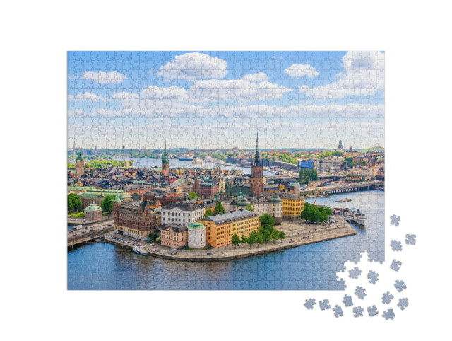 Puzzel 1000 stukjes „In vogelvlucht: luchtfoto van de stadhuistoren in Stockholm, Zweden“