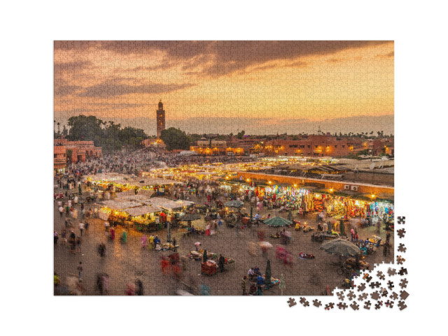 Puzzel 2000 stukjes „Djemaa el-Fna marktplein in de avond, Marrakech, Marokko“