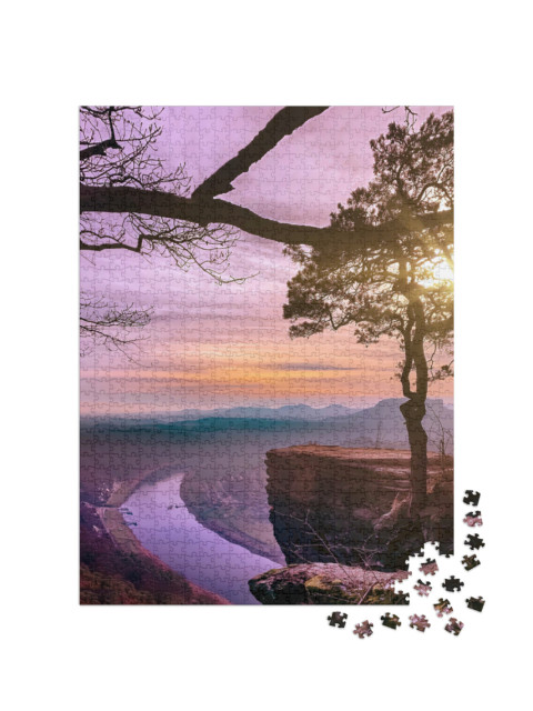 Puzzel 1000 stukjes „Zonsondergang met uitzicht op de Elbe in Saksisch Zwitserland, Duitsland“