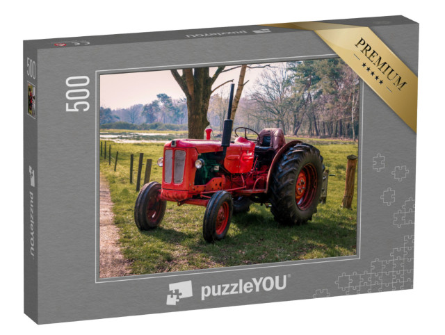 Puzzel 500 stukjes „Rode oldtimer tractor in Drenthe bij Havelte“