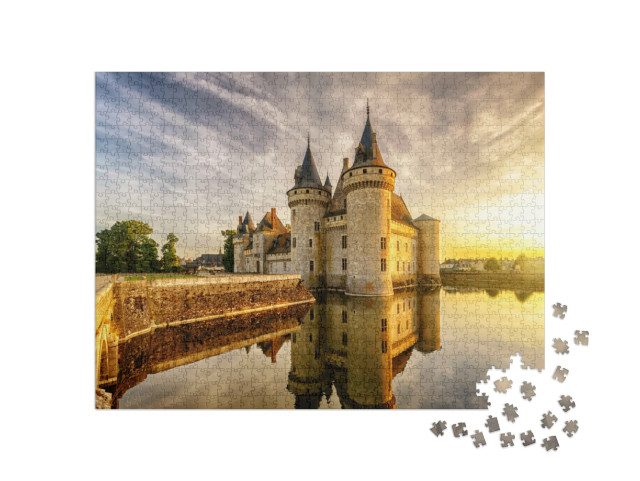 Puzzel 1000 stukjes „Chateau de Sully-sur-Loire bij zonsondergang“