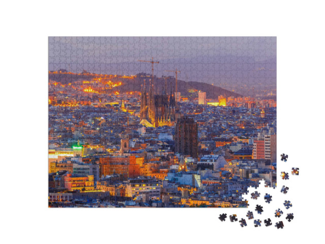 Puzzel 1000 stukjes „Barcelona met de heuvel Lmontjuic bij nacht“