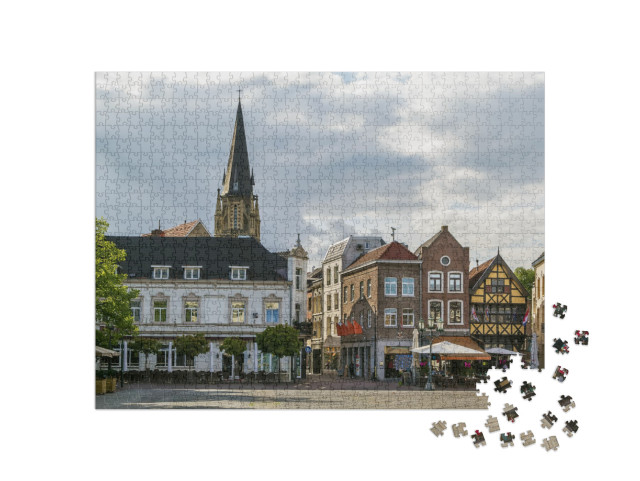 Puzzel 1000 stukjes „Uitzicht op het marktplein van Sittard“