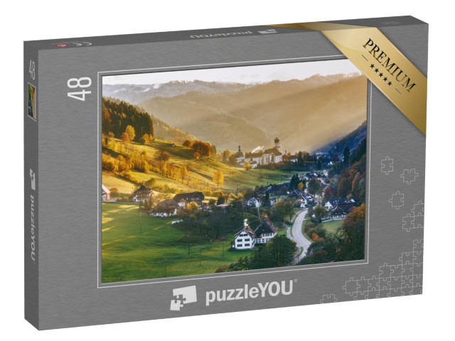 Puzzel 48 stukjes „Traditionele huizen: Panoramisch uitzicht op Münstertal in het Zwarte Woud, Duitsland“
