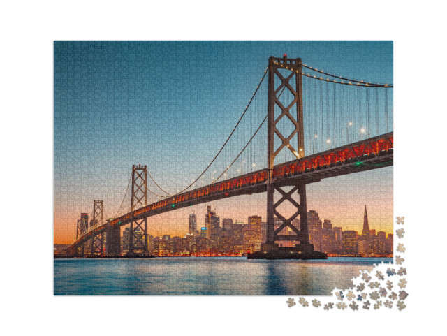 Puzzel 2000 stukjes „De skyline van San Francisco met de beroemde Oakland Bay Bridge, Californië, VS“
