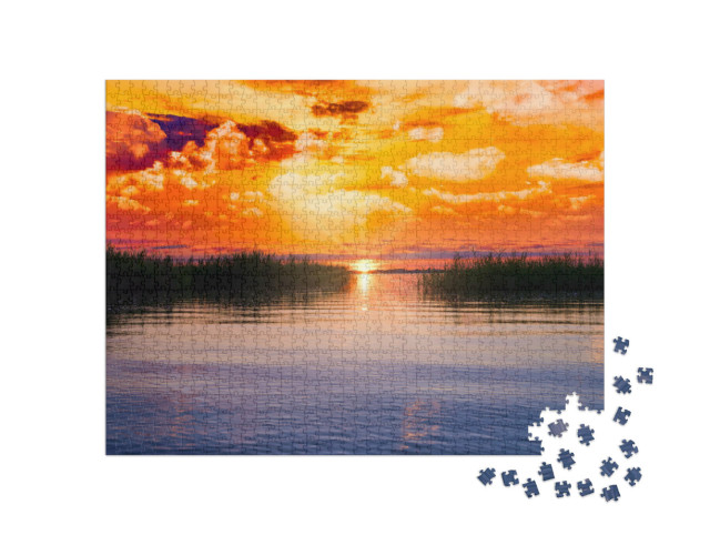 Puzzel 1000 stukjes „Gloeiende zonsondergang over de Chiemsee in Beieren, Duitsland“