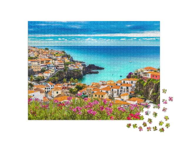 Puzzel 1000 stukjes „Panoramisch uitzicht over Camara de Lobos, eiland Madeira, Portugal“