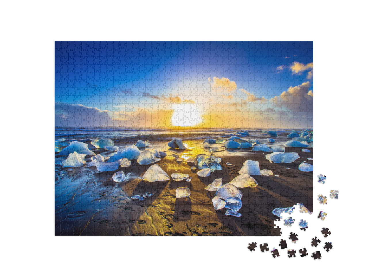 Puzzel 1000 stukjes „IJsrotsen met zwart zandstrand bij Jokulsarlon Beach, IJsland“