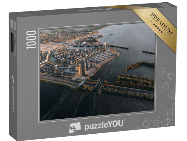 Puzzel 1000 stukjes „Luchtfoto van een boot die een aquaduct oversteekt in Harderwijk, Veluwemeer“