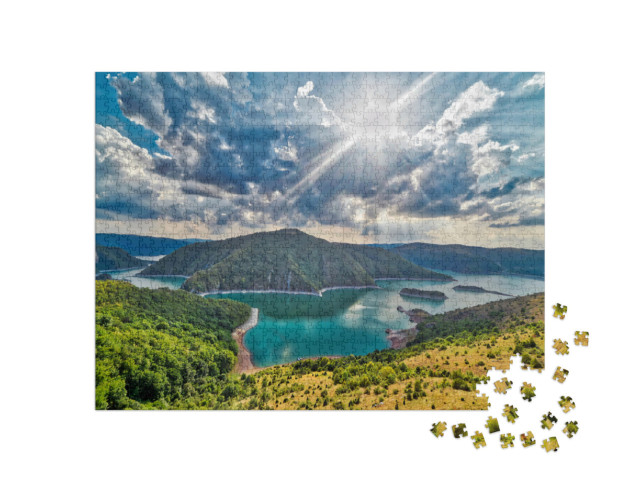 Puzzel 1000 stukjes „Uitzichtpunt op het meer van Uvac, Zlatar, Servië“