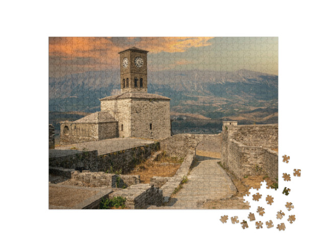 Puzzel 1000 stukjes „Klokkentoren en fort in Gjirokaster, Albanië“