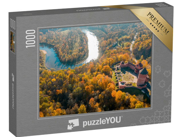 Puzzel 1000 stukjes „Luchtfoto van Kasteel Turaida bij zonsondergang, Sigulda, Letland“