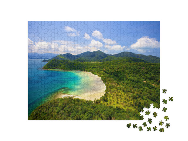 Puzzel 1000 stukjes „Luchtfoto van het tropische strand van Ko Chang, Thailand“