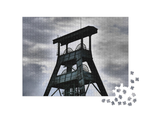 Puzzel 1000 stukjes „Oude kronkeltoren in het Ruhrgebied, zwart-wit“