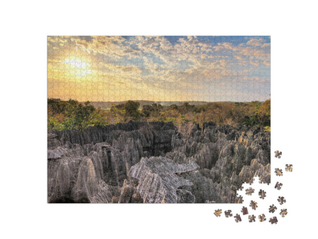 Puzzel 1000 stukjes „Prachtig uitzicht over het Tsingy de Bemaraha National Park, Madagaskar“