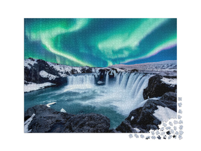 Puzzel 2000 stukjes „Noorderlicht boven Godafoss, waterval in IJsland“