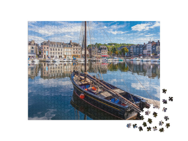 Puzzel 1000 stukjes „Honfleur haven, Normandië; oude vissersboot“