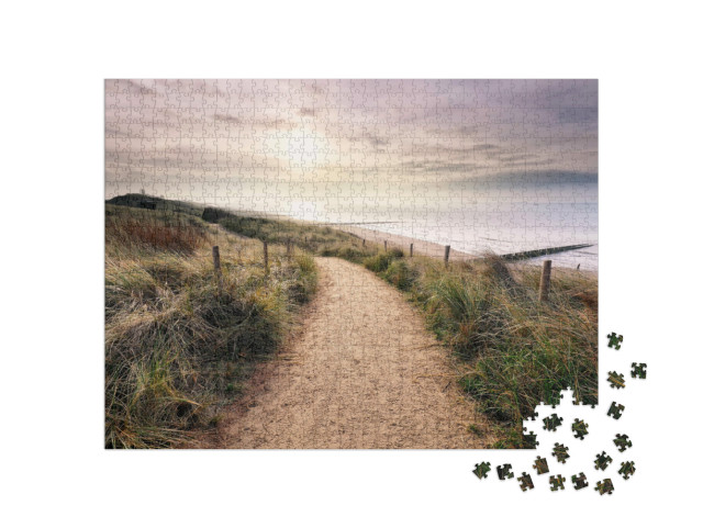 Puzzel 1000 stukjes „Pad op het duin met uitzicht op het Noordzeestrand, Vlissingen“