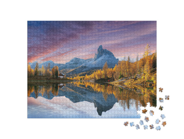 Puzzel 1000 stukjes „Herfstuitzicht van het Federameer in de Dolomieten, Italië“