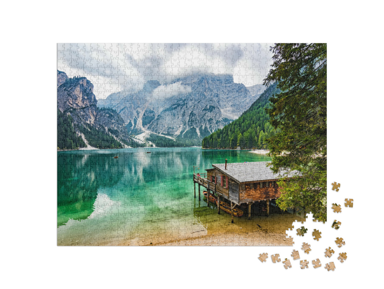 Puzzel 1000 stukjes „Boothuis aan het meer van Braies, Zuid-Tirol, Italië“